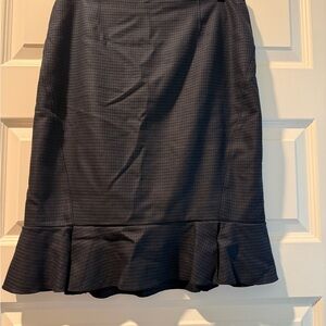 White House Black Market Navy Houndstooth Pencil Skirt with Ruffle Hem
